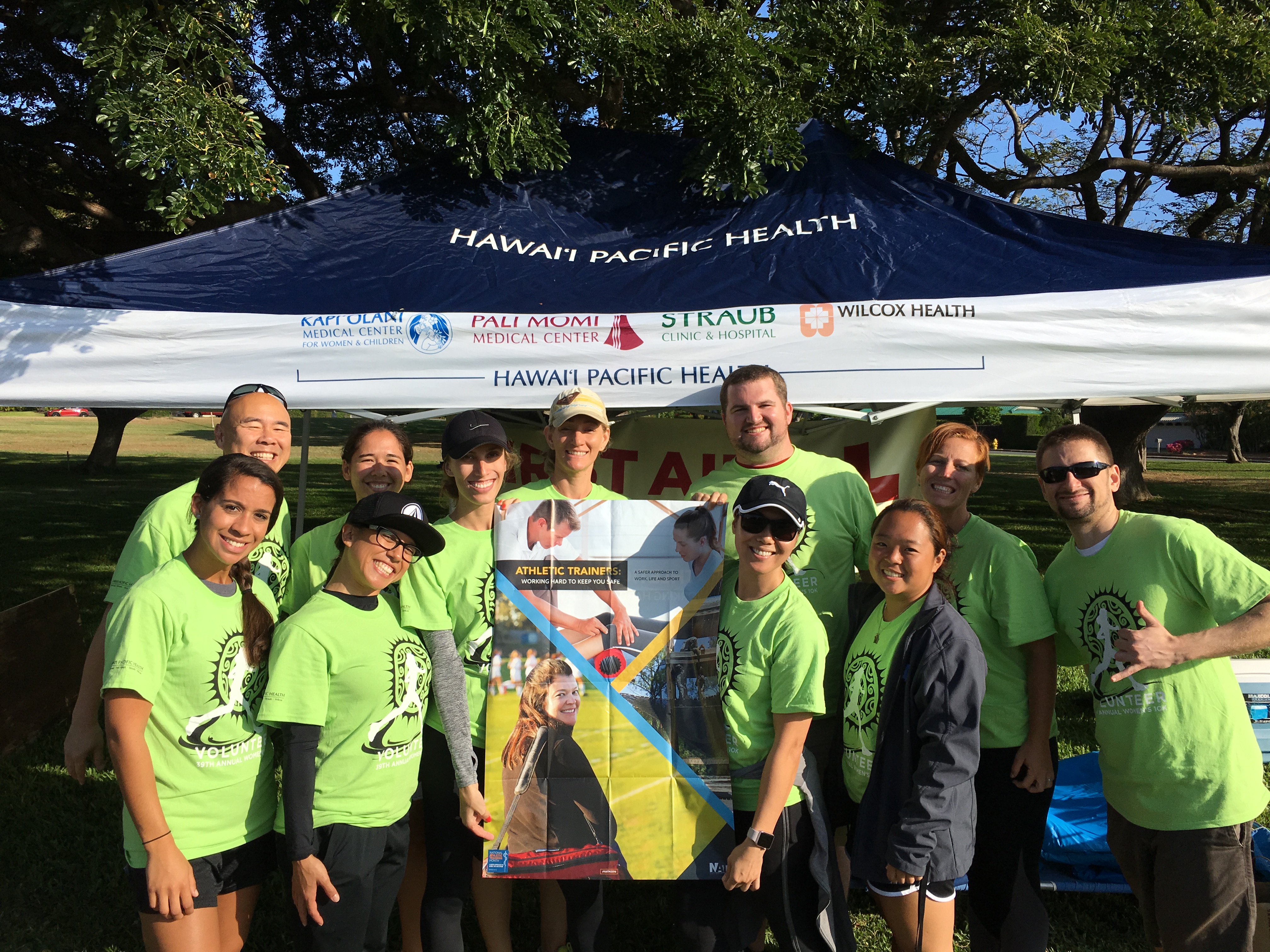 HATA volunteers at Hawaii Pacific Health Women’s 10K run